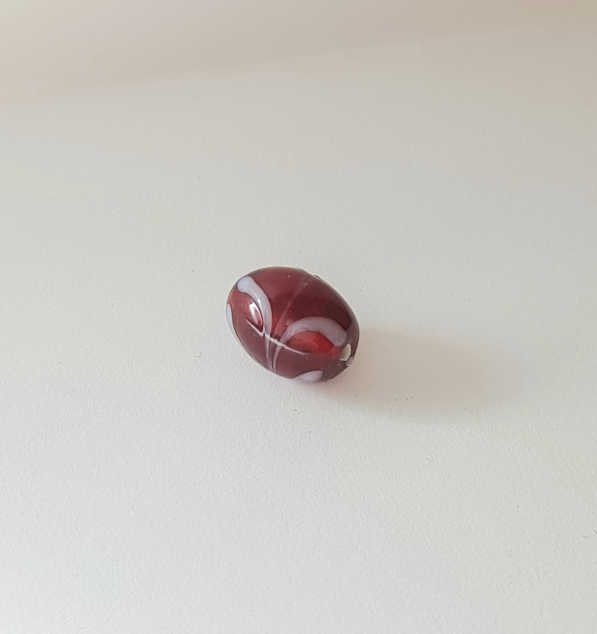 Röd pärla 13x10mm