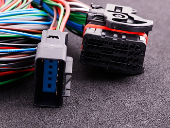 MaxxECU V1/RACE/PRO kabelhärva 3m kontaktdon 1