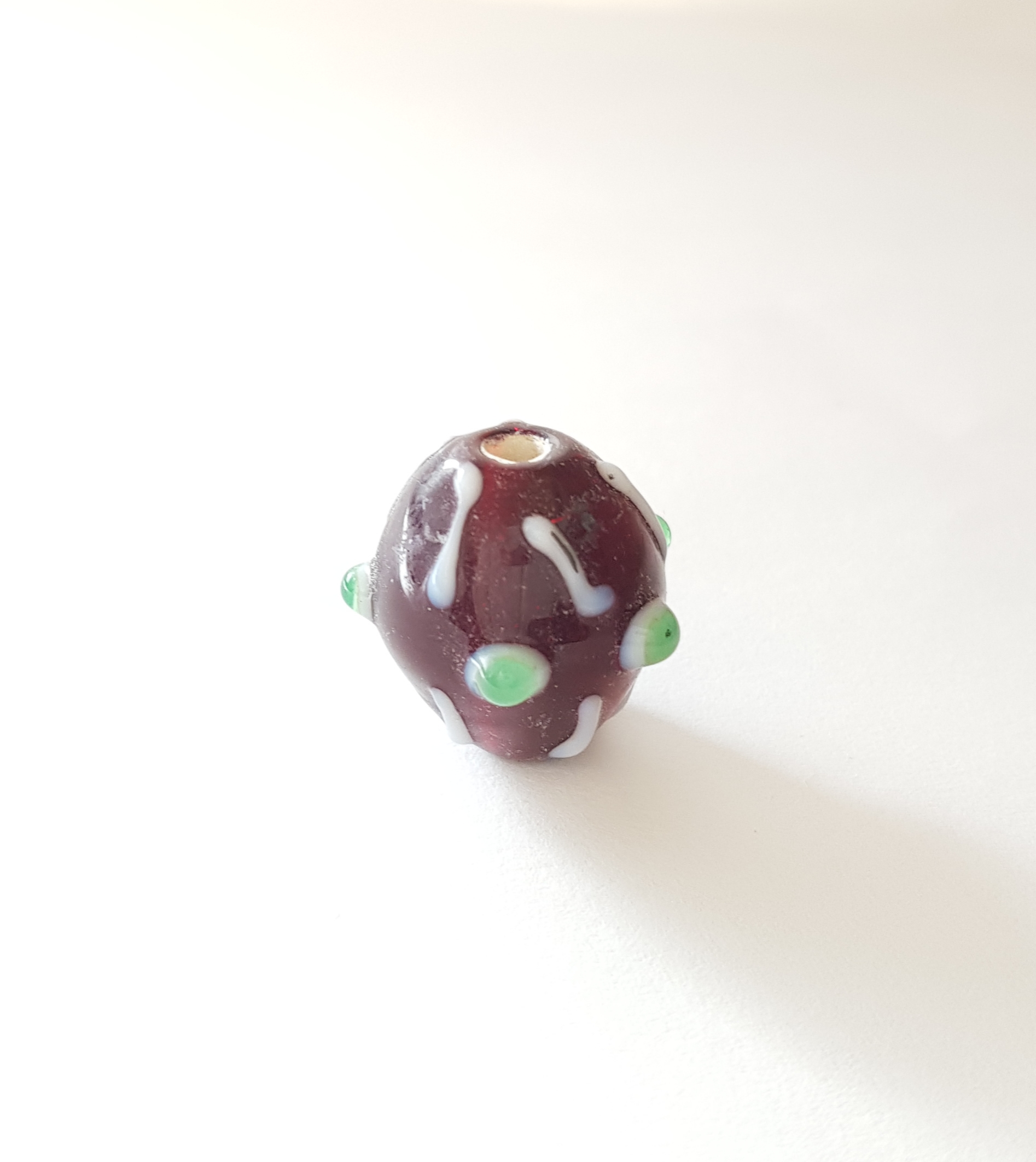 Röd pärla 19x17mm