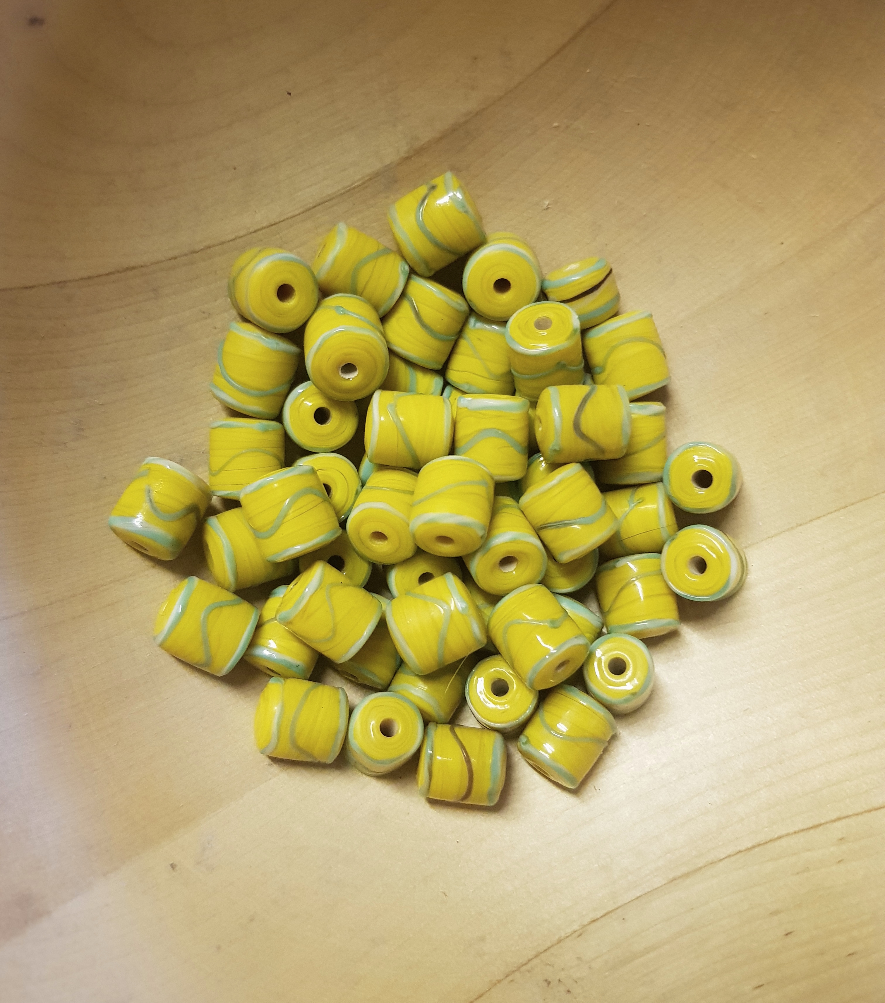 Gul pärla 15x13mm - 2