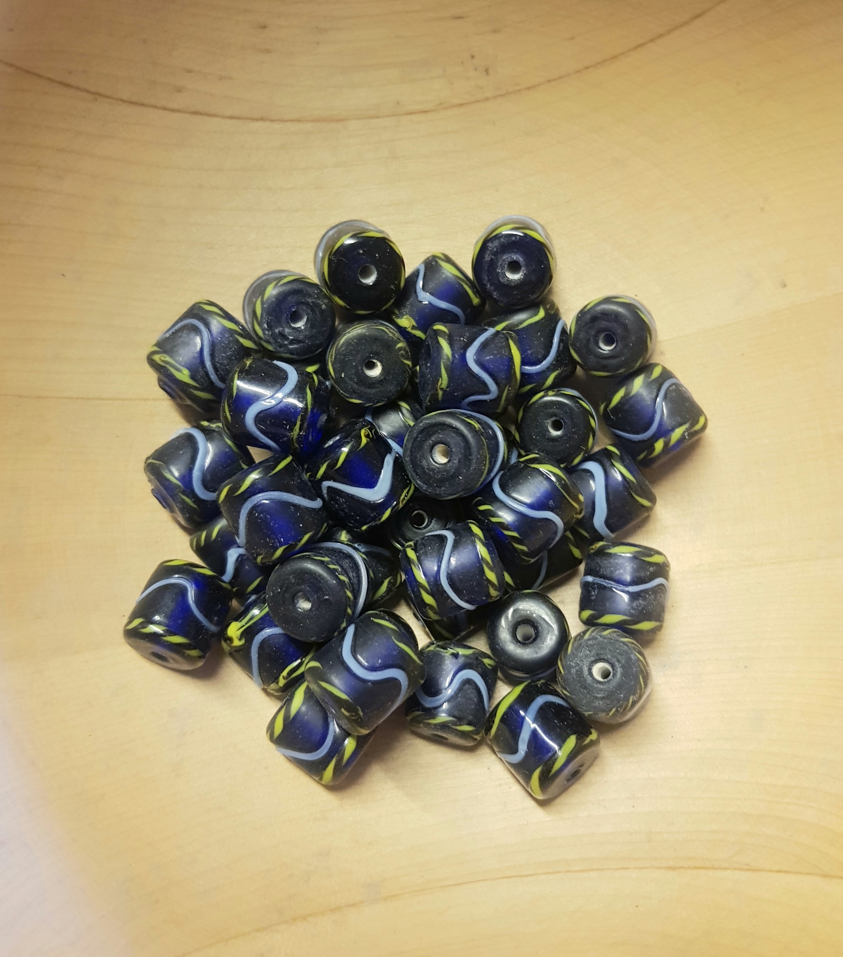 Blå pärla 16x15mm - 2