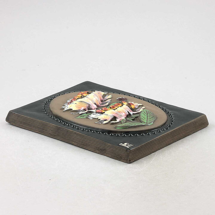 Aimo Nietosvuori (Landskapsblommor 1974) Rectangular Wall Plaque with Honeysuckle Motif 17 cm  [Sample Images]