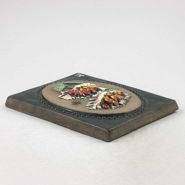 Aimo Nietosvuori (Landskapsblommor 1974) Rectangular Wall Plaque with Honeysuckle Motif 17 cm  [Sample Images]