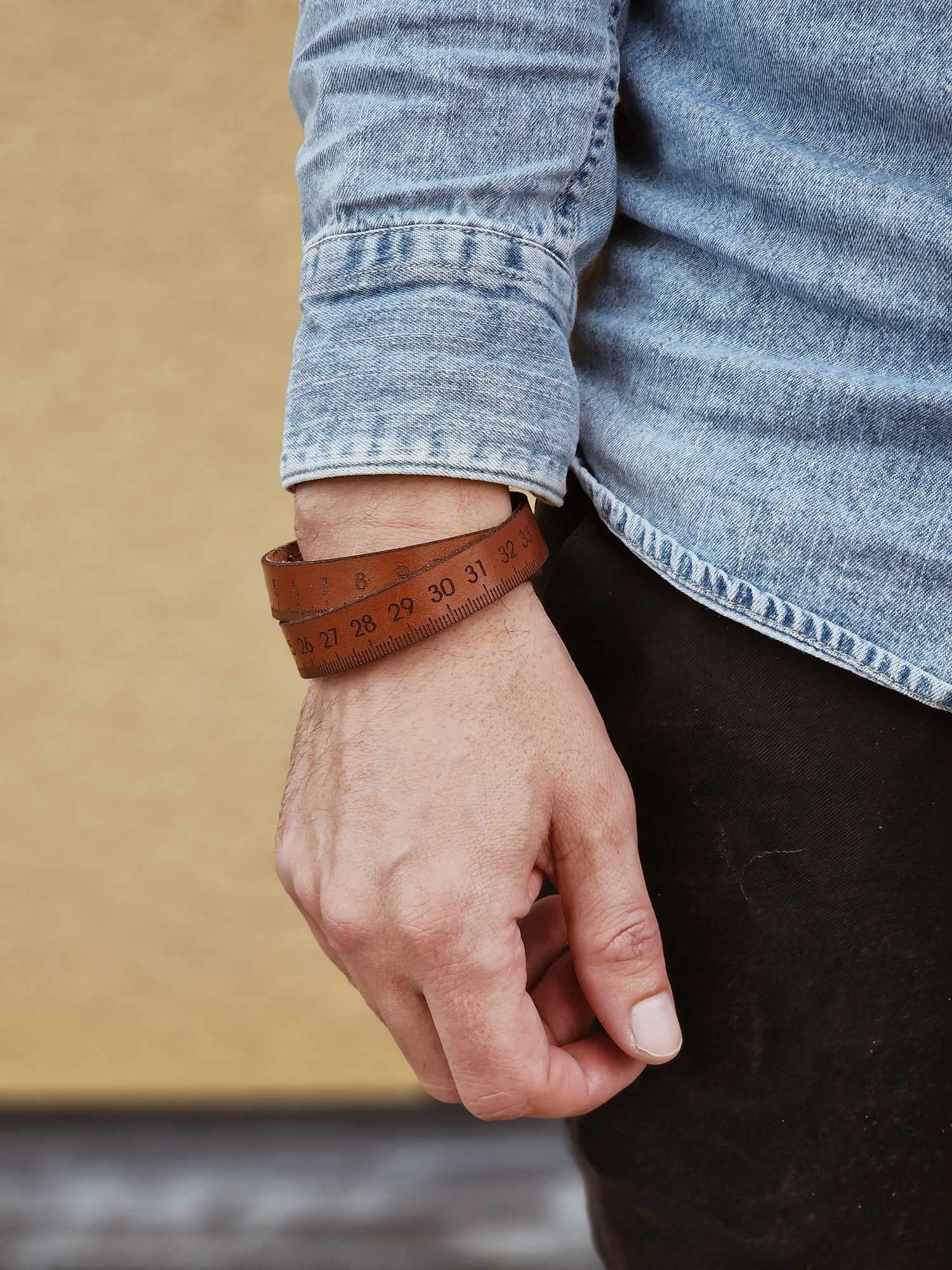 MilliM - armband i läder med millimeterskala - cognac