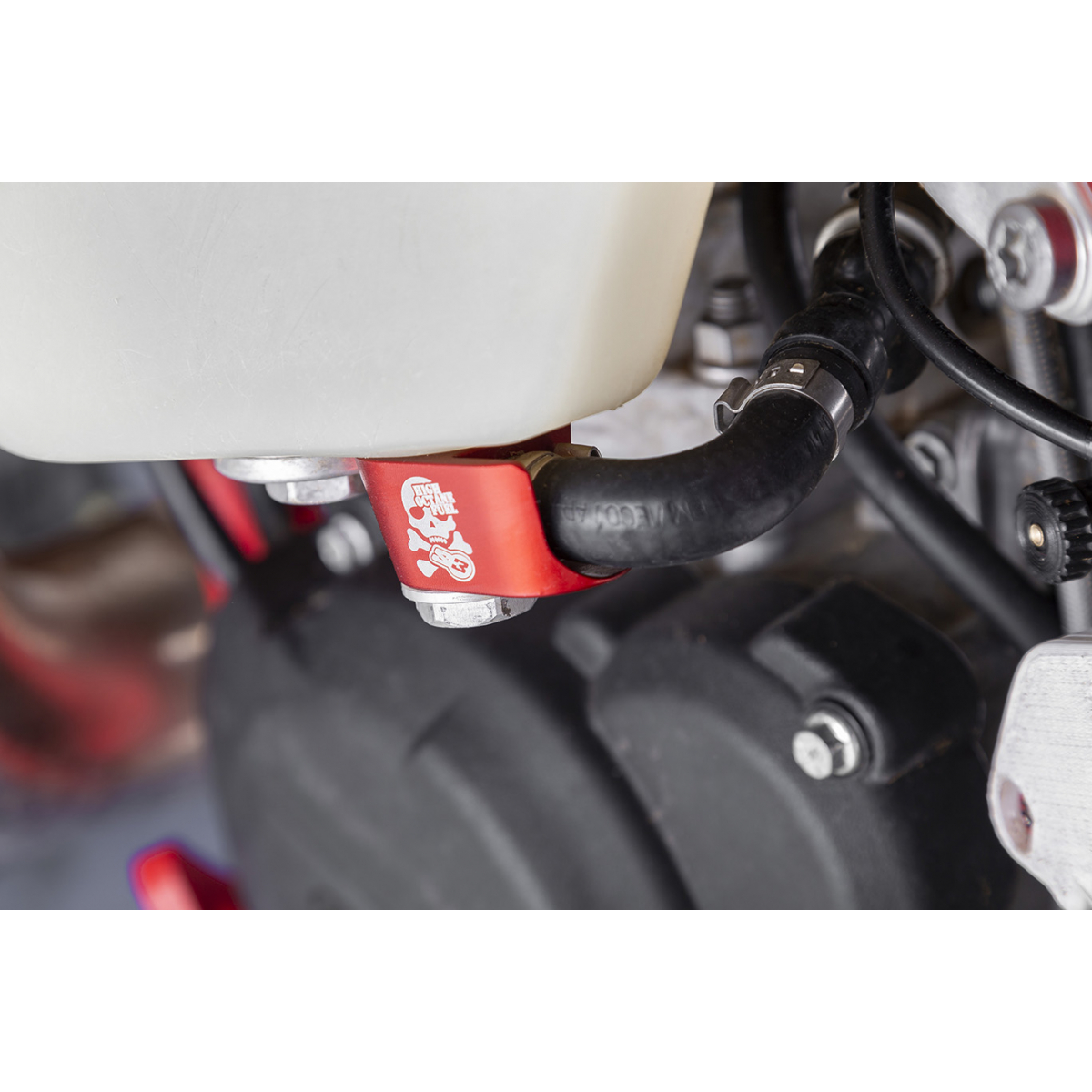 CONNECTOR FUEL TANK - 7