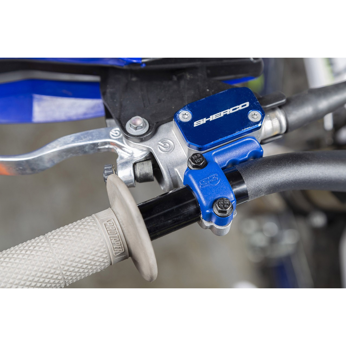 Brembo® MC clamps - 6