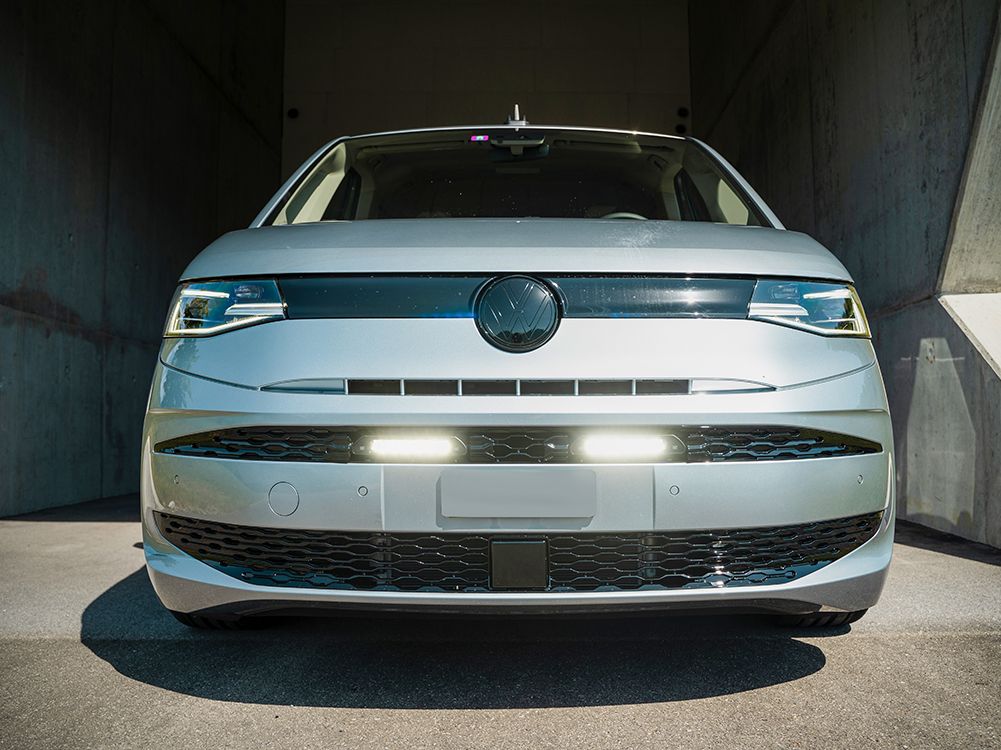 VW Transporter T7 22+ Grille Kit - Linear 6 - 6