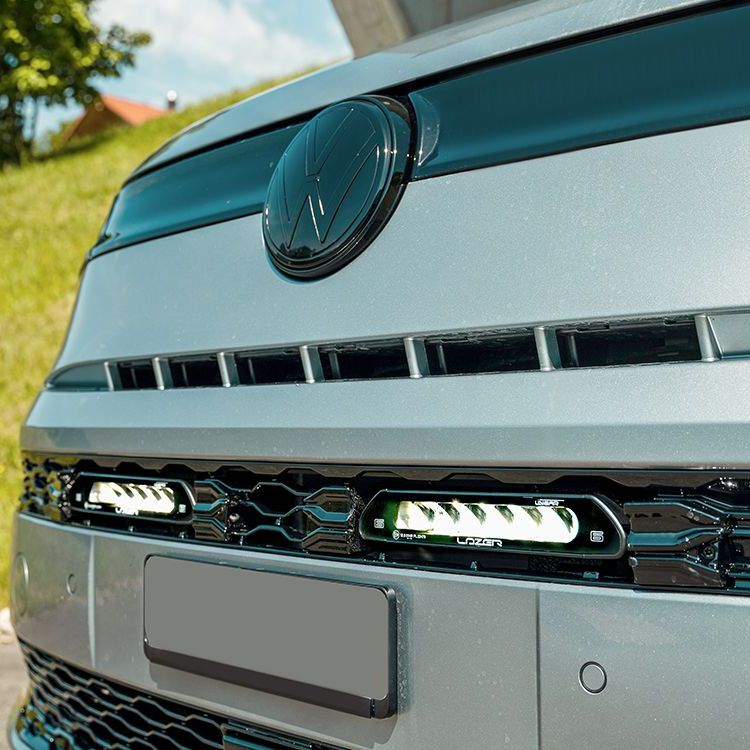 VW Transporter T7 22+ Grille Kit - Linear 6