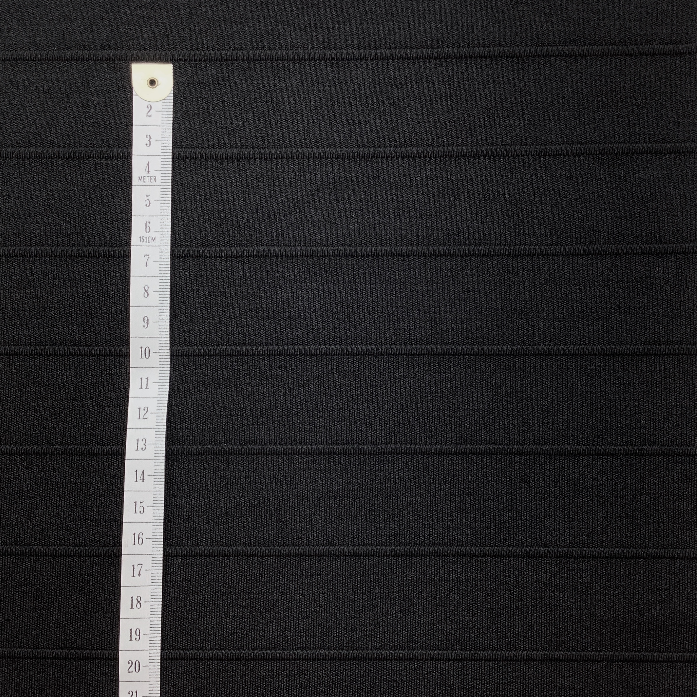 Jacquard knitted striped heavier jersey Black HE908