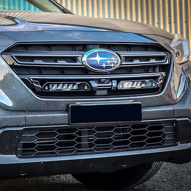 Subaru Outback 2020-2022 Grille Kit - Linear 6