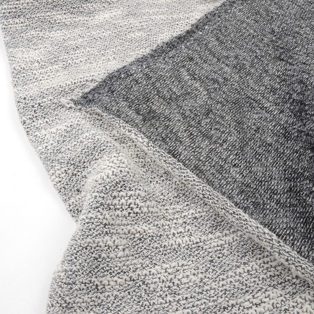 KNITTED - LIGHT GRAY - 3
