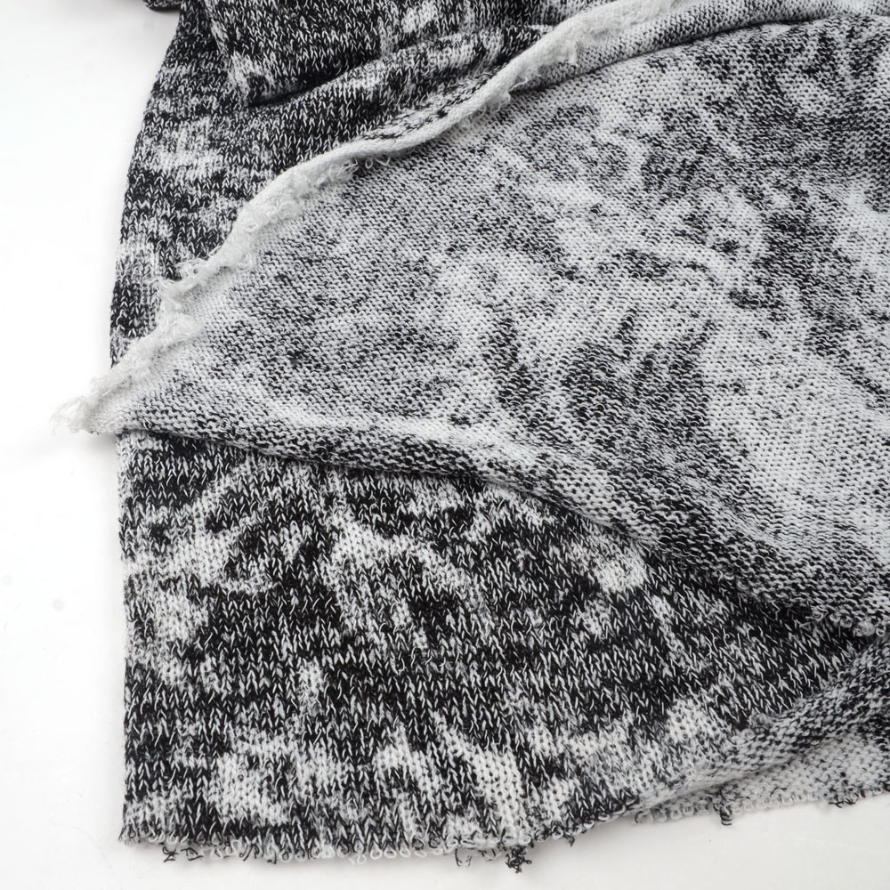 KNITTED - BLACK n WHITE - 3