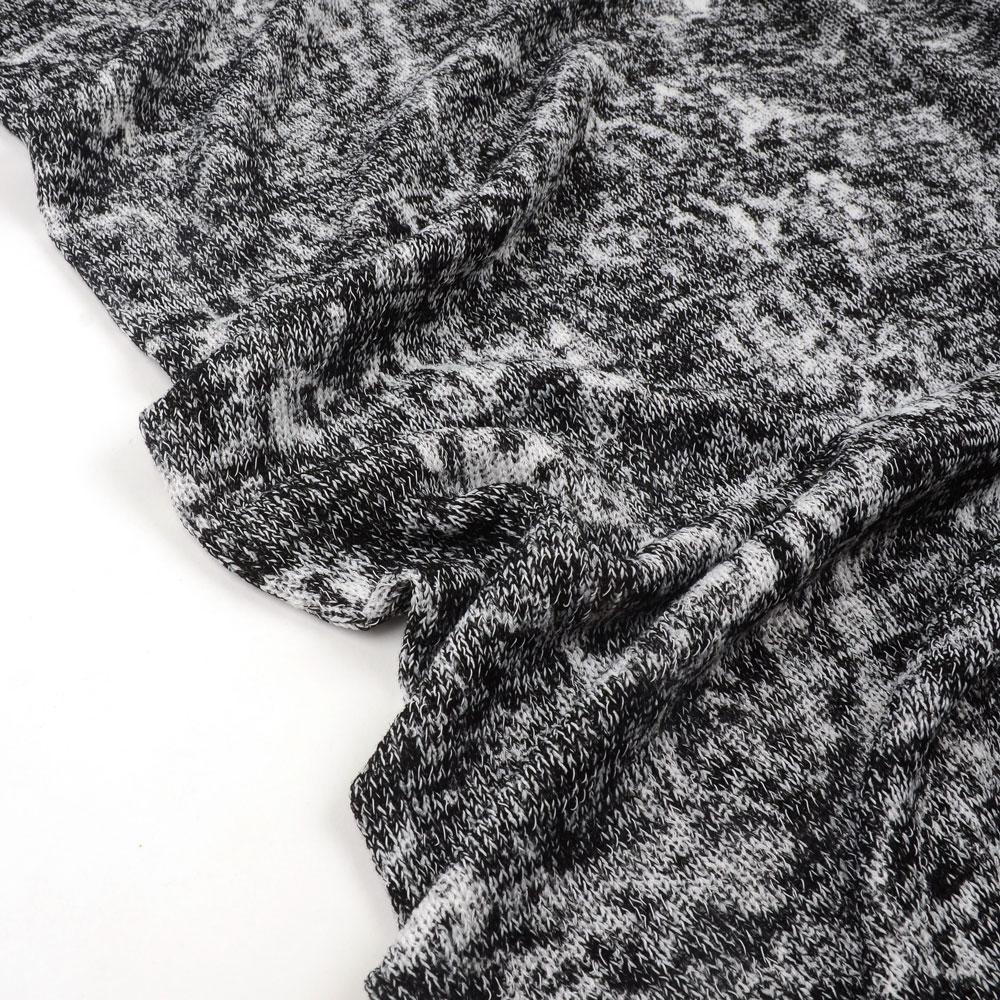 KNITTED - BLACK n WHITE