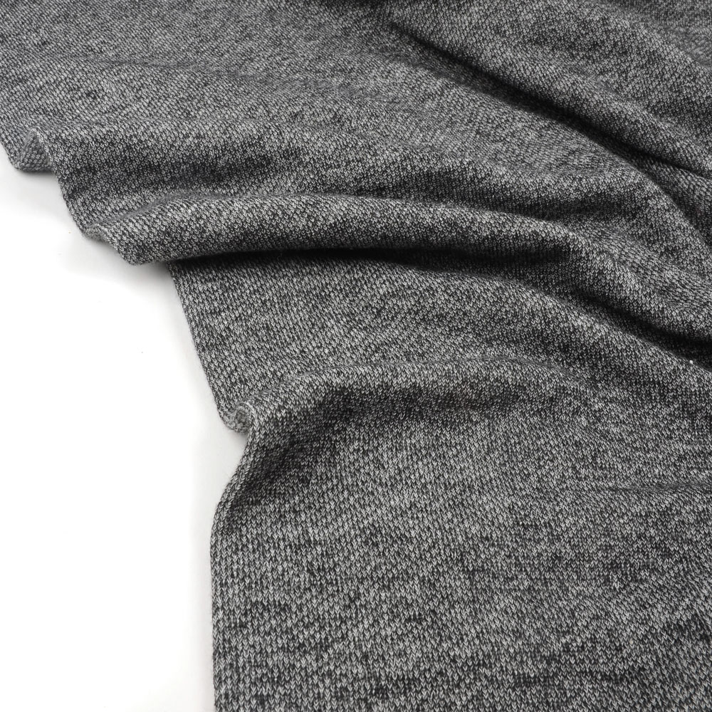 KNITTED - BLACK