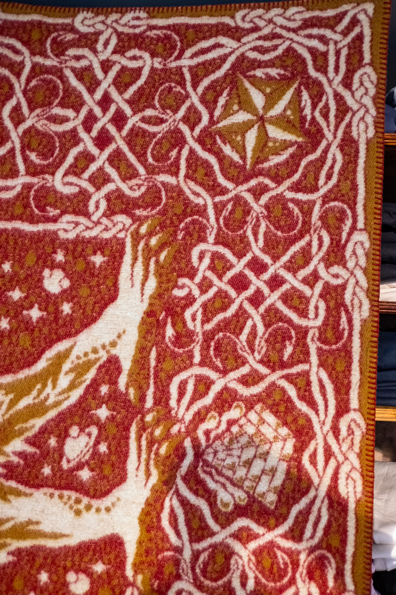 Indigofera - Gryphon Token Pure Wool Blanket - 3