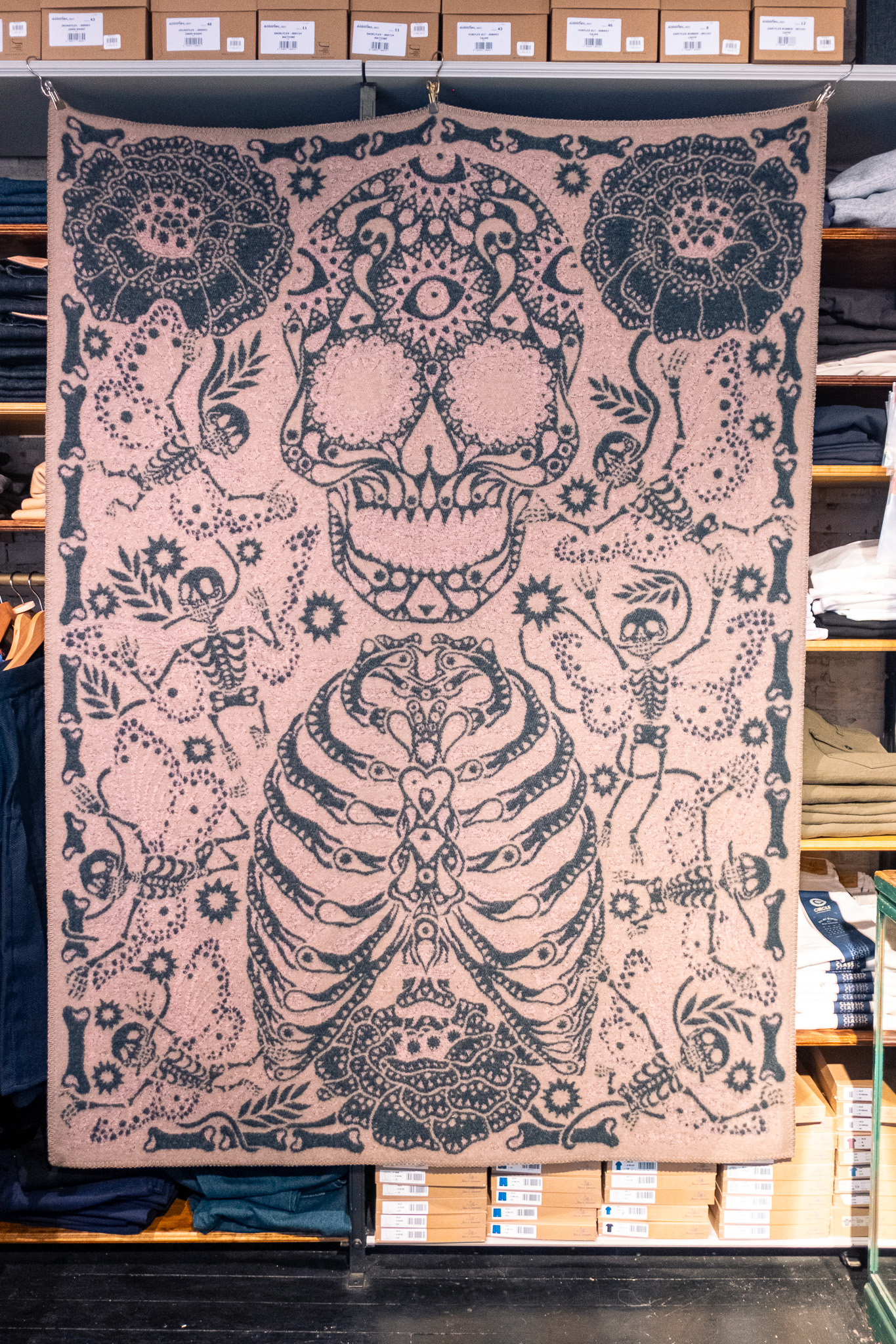 Indigofera - Dia de Muertos Pure Wool Blanket - 2