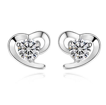 Örhängen "Crystal Hearts" med 925 Sterling Silverplätering