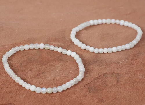 Månsten, Regnbåge Armband - 4mm Pärlor