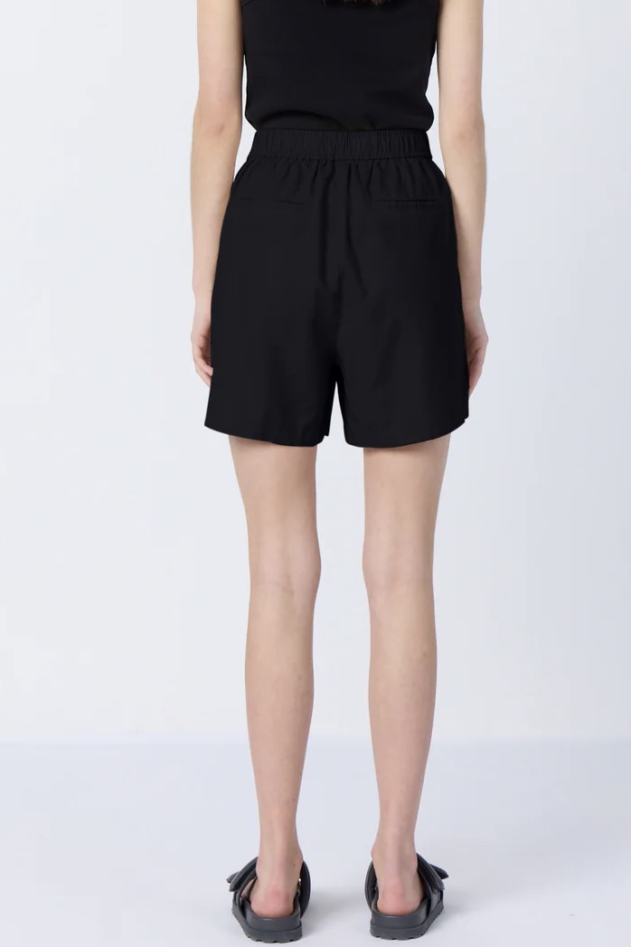 Levéte Room - Naja 8 Shorts Black - 4