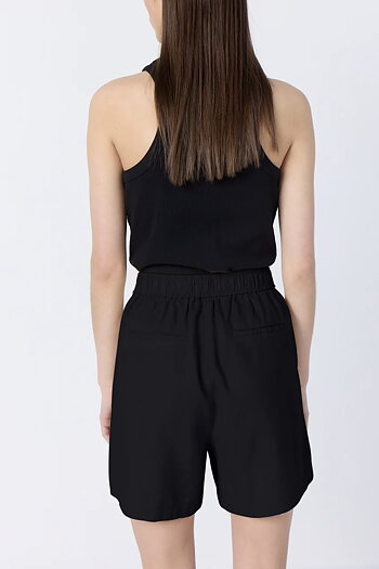 Levéte Room - Naja 8 Shorts Black