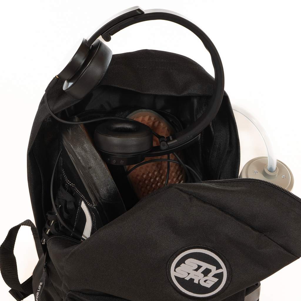 STAY STRONG V3 ICON BACKPACK - BLACK - 4