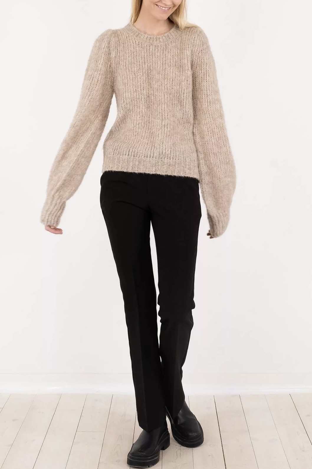 Neo Noir - Martina Fluffy Knit Blouse Beige - 3