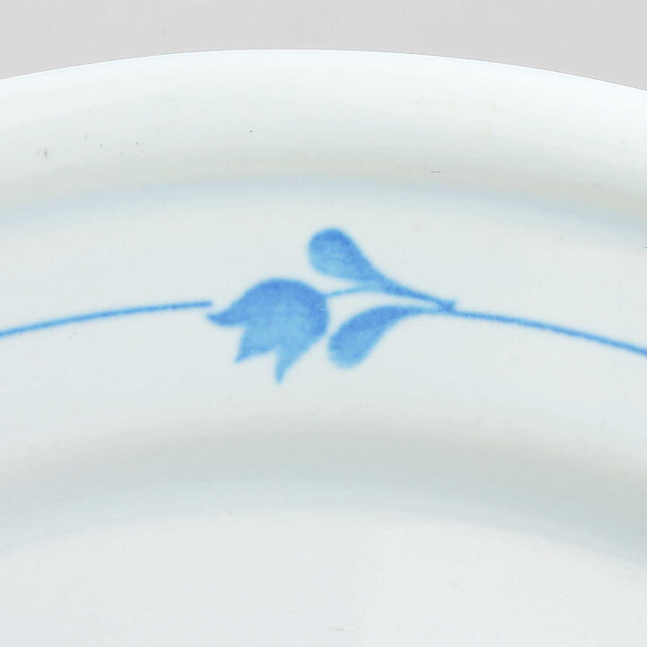 Karin Björquist (Bell 1980) Six Plates with Blue Flower Decor 21 cm