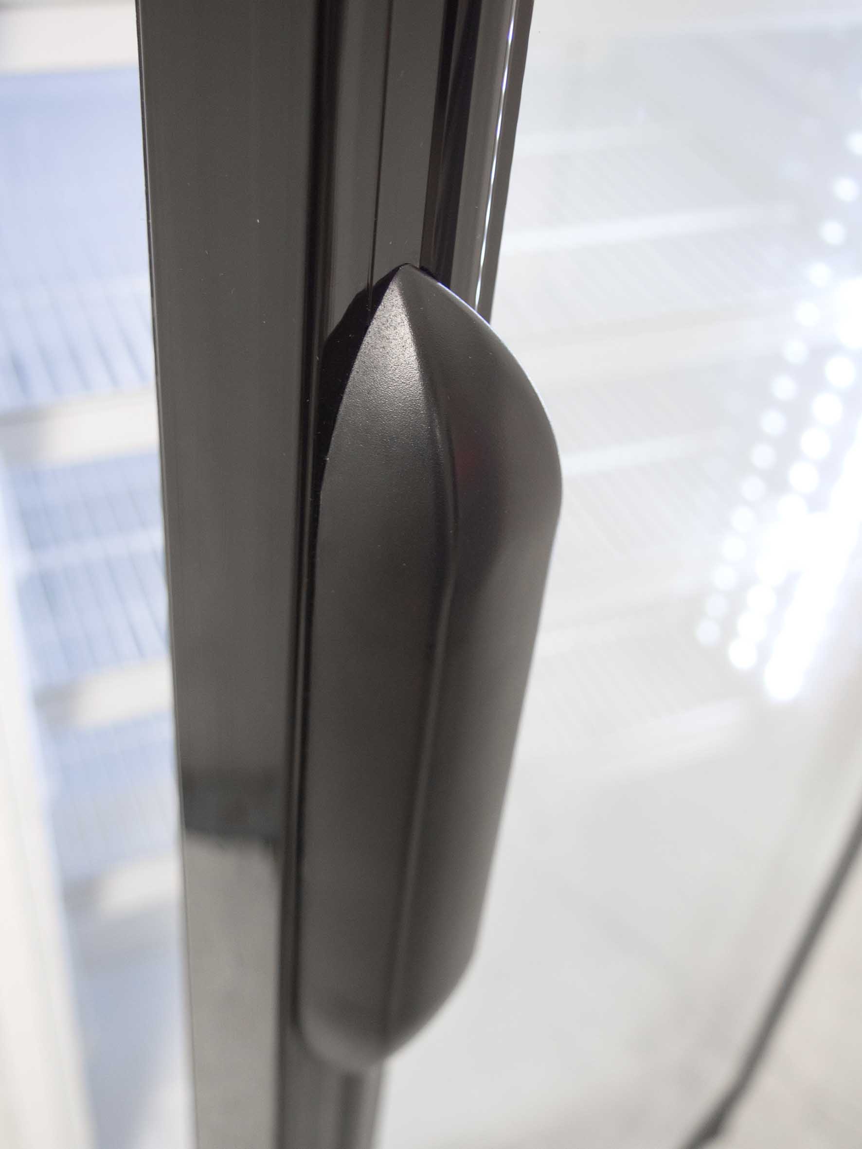 Ventilated bottle refrigerator model GTK 310 - 6
