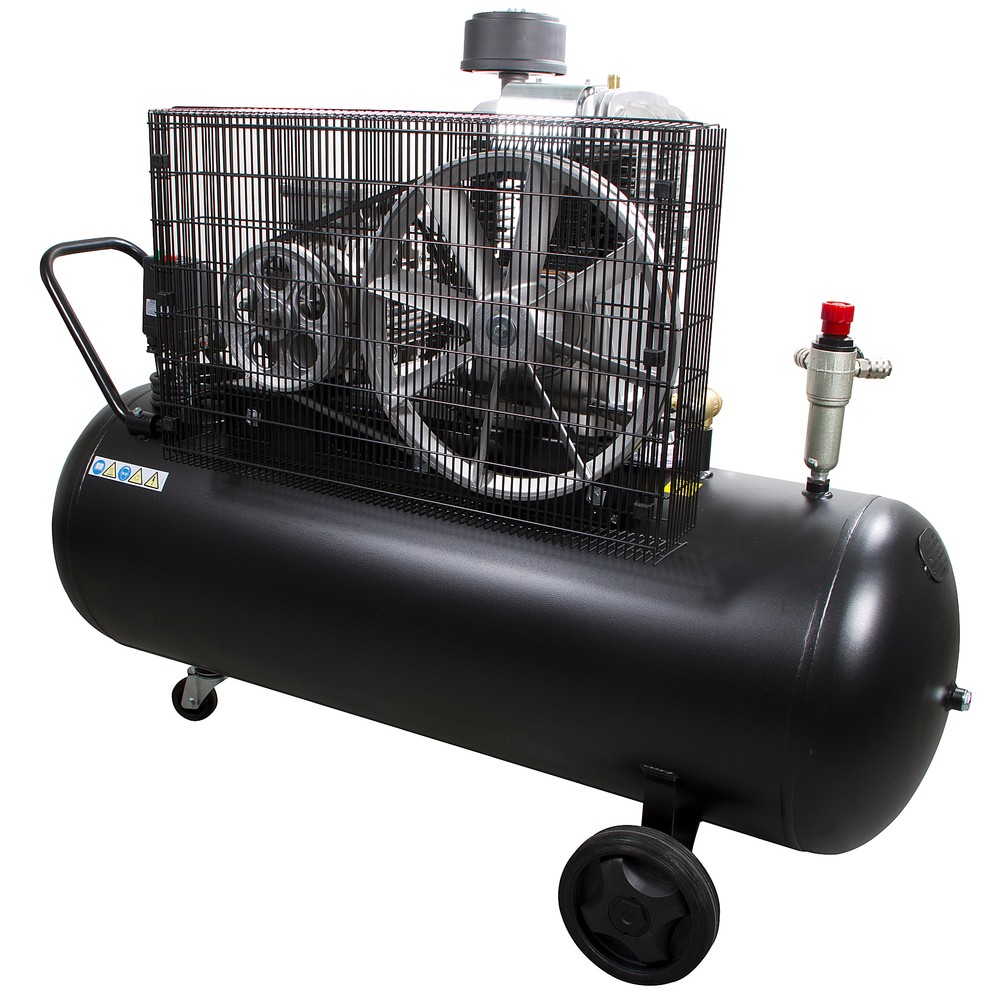 Kompressor 3-fas 7,5hp 925L/200L svart - 2