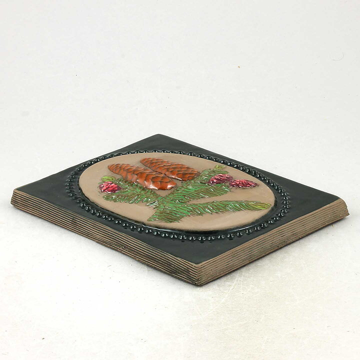 Aimo Nietosvuori (Landskapsblommor 1974) Rectangular Wall Plaque with Spruce Motif 17 cm  [Sample Images]
