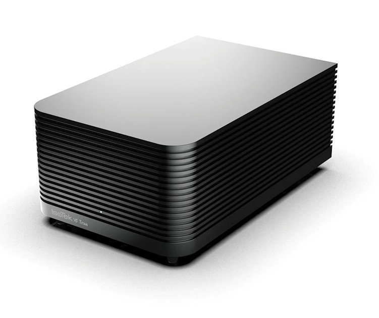 Isotek - V5 Titan - 2