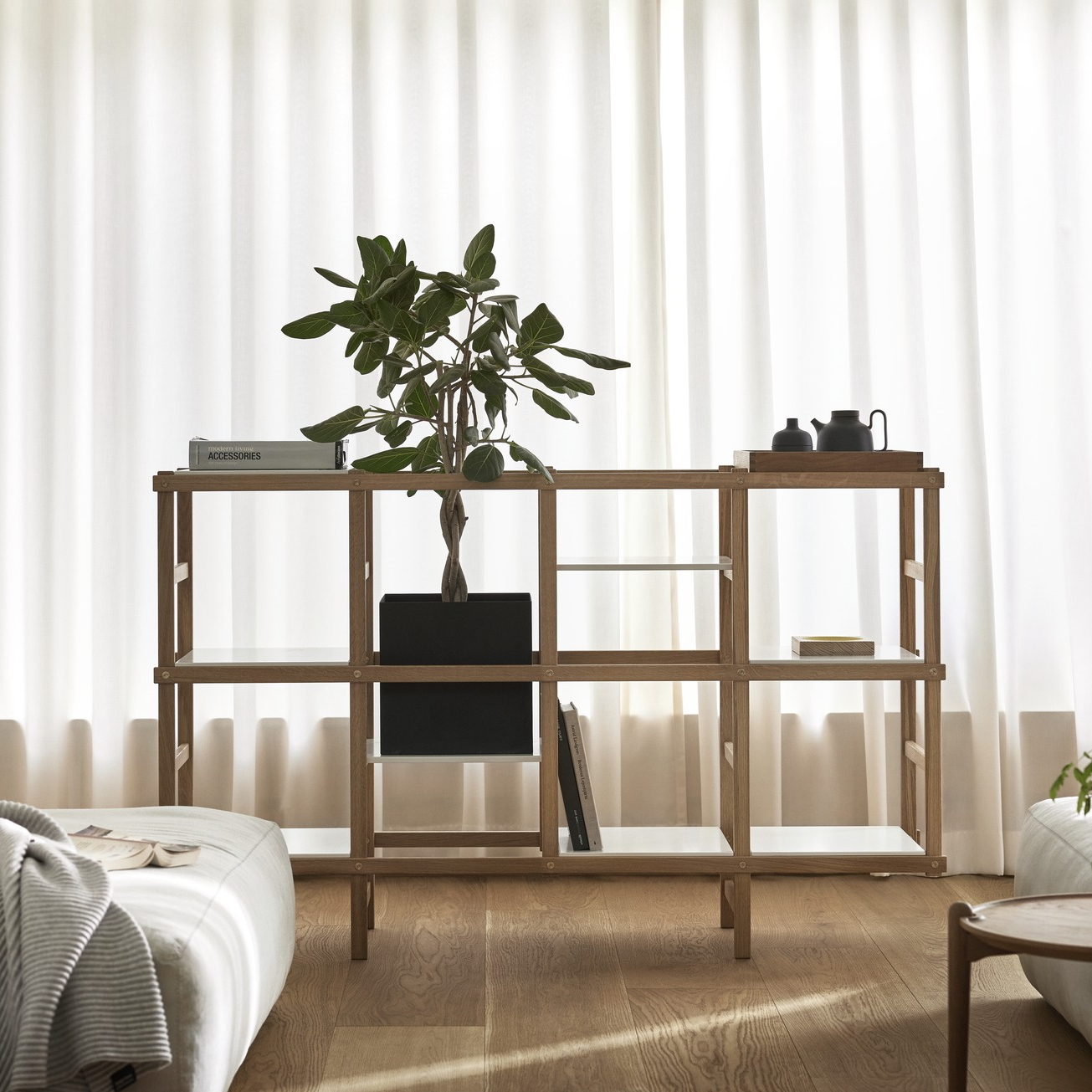Frame Bokhylla Medium Design House  - 2