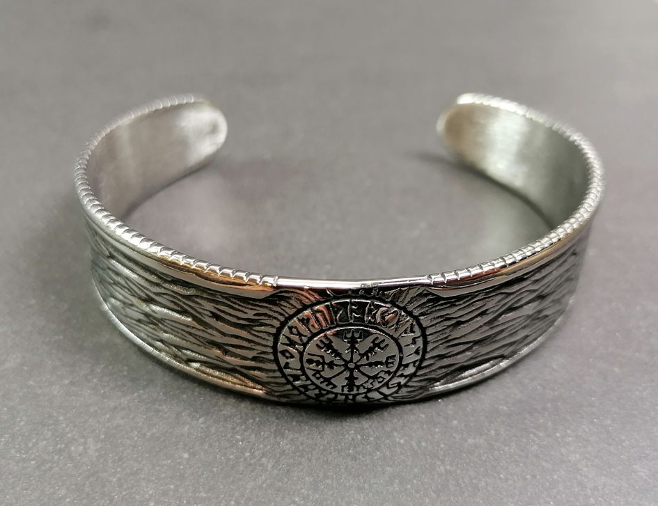 Vägvisare / Vegvísir  Stål Armband 