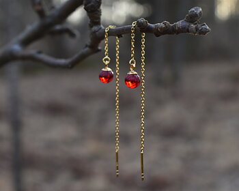 SVALÖ LINGON BERRY - red earrings chain gold plated
