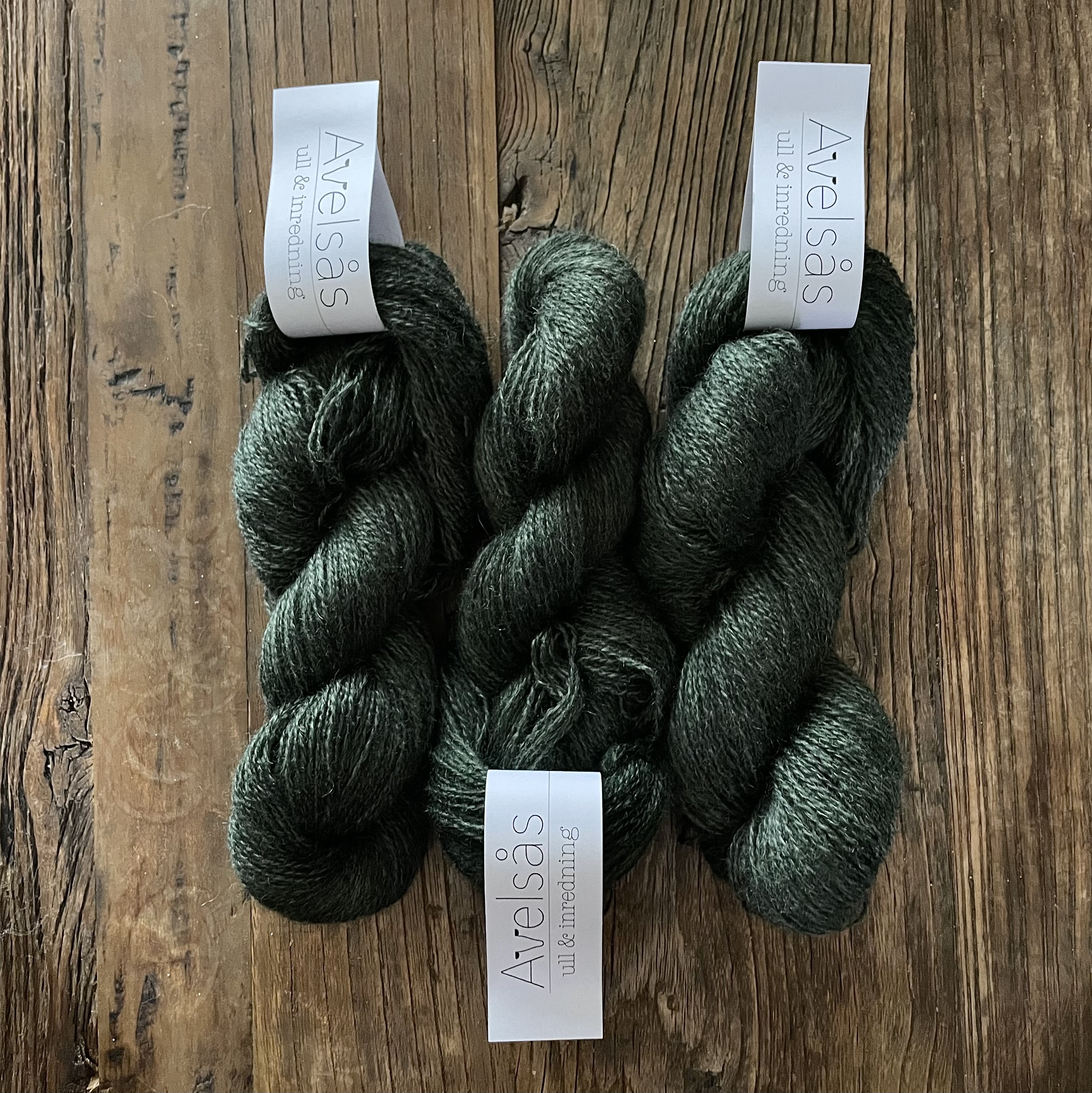 Forest green 2-thread Gotland lambswool yarn