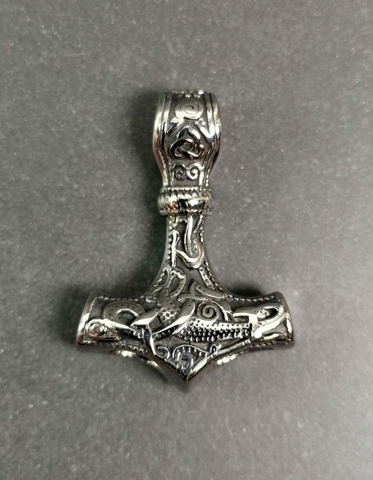 Viking Tors hammare  i Rostfritt stål med drake