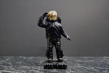 Astronaut black/ gold small