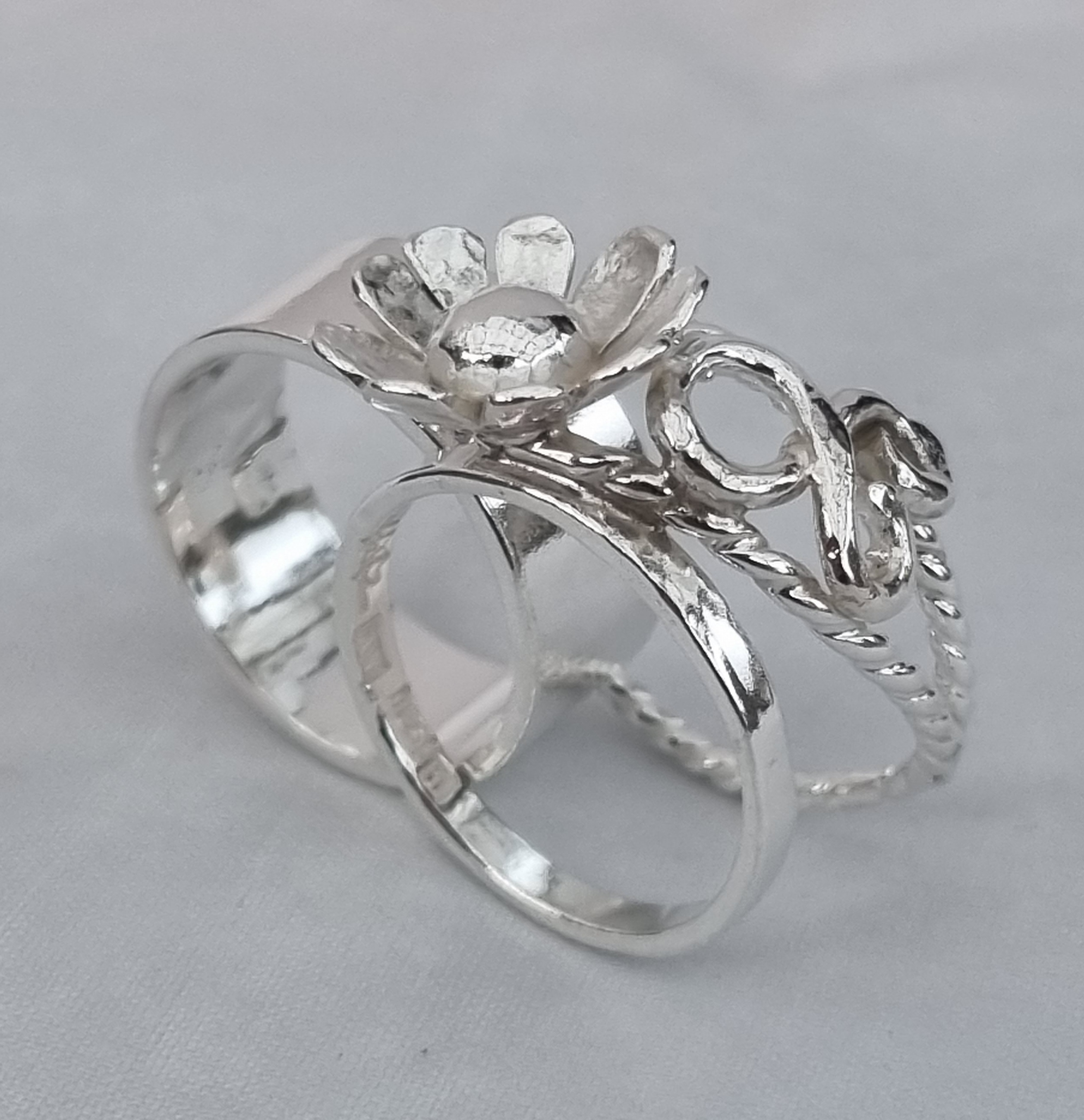 Unik bred silverring i 2 delar stl 18 - 5