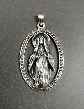 Moder Maria  Hänge i Silver