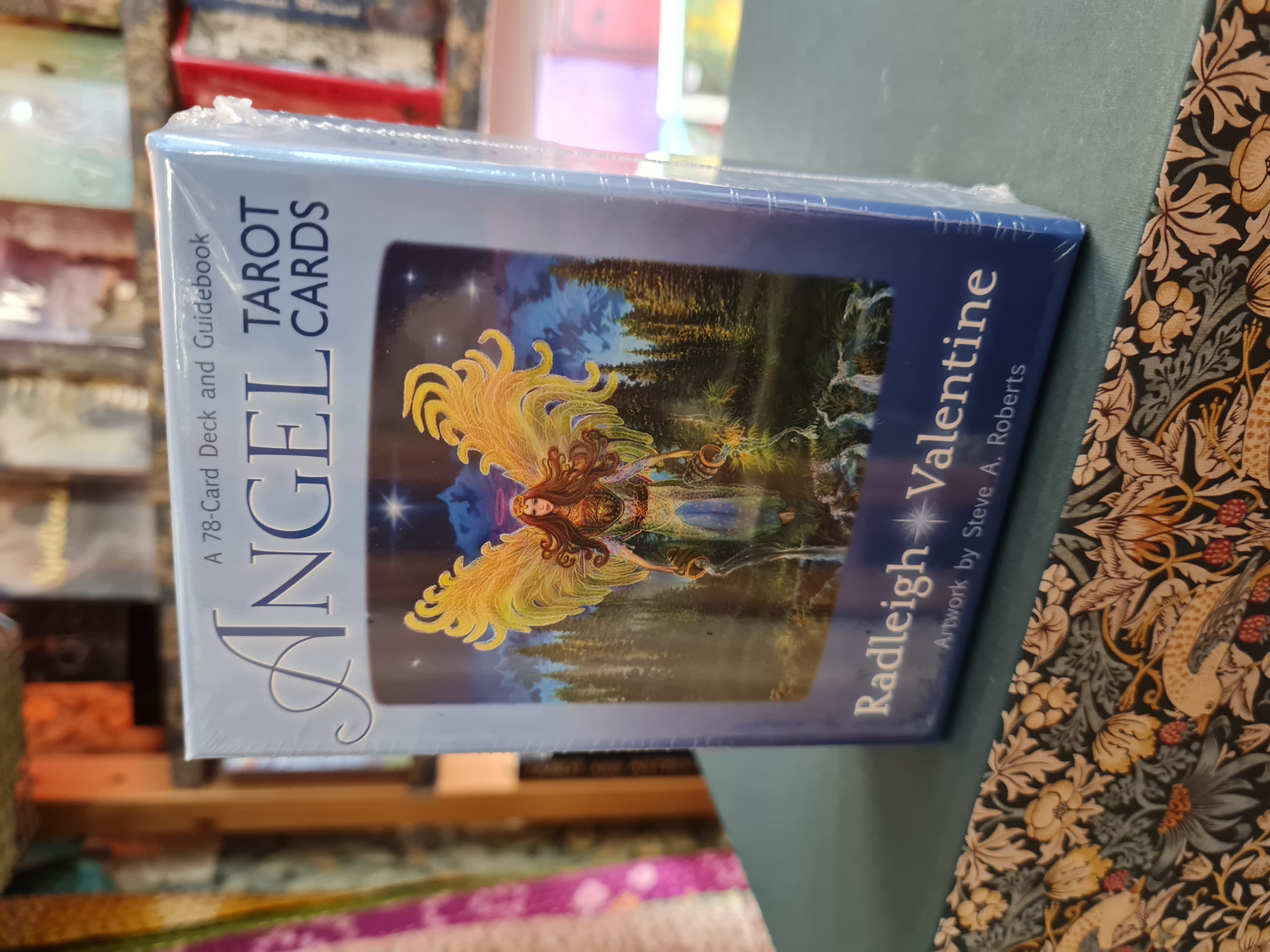 Angel Tarot Cards, Radleigh Valentine