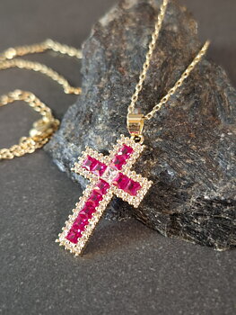 Kors Hänge med kedja i Guld Vermeil 