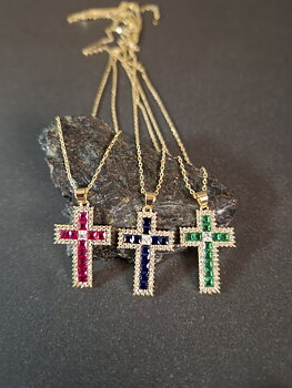 Kors Hänge med kedja i Guld Vermeil 