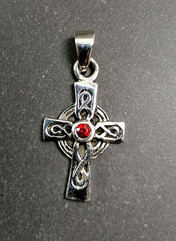 Keltisk Silver Kors med  Granat