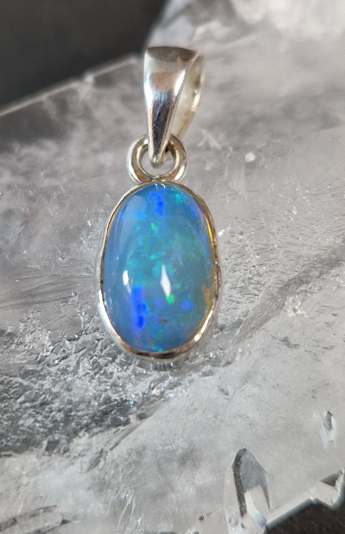 Silverhänge med Oval Cabochon i Opal - 3
