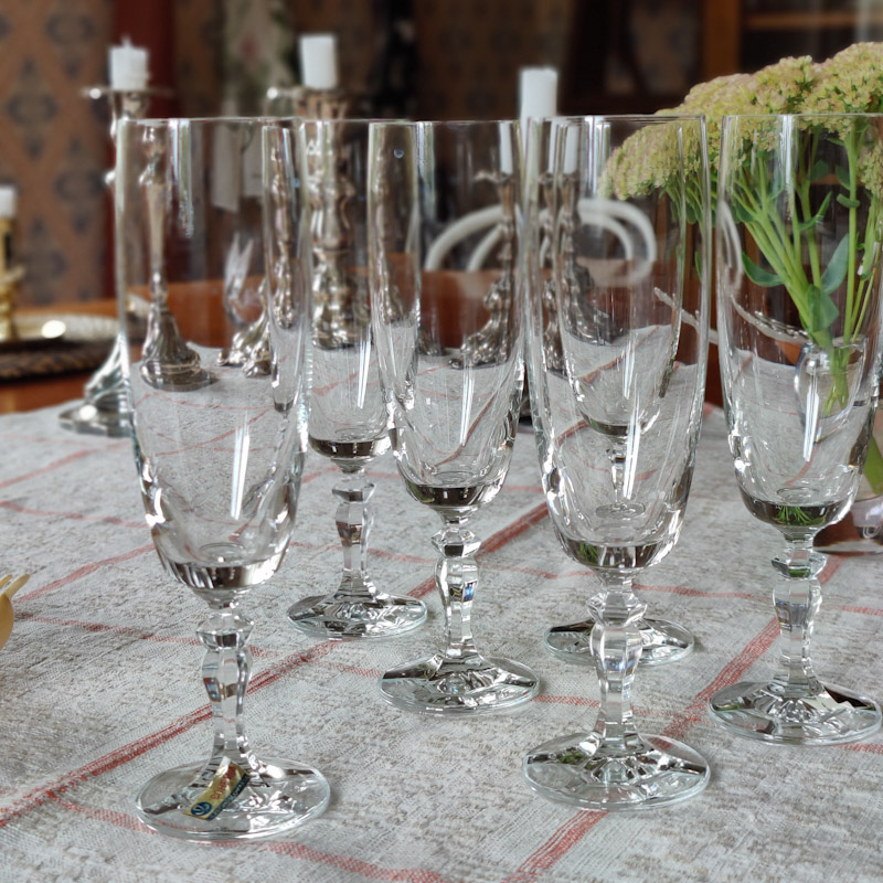  Champagneglas från Bohemia 