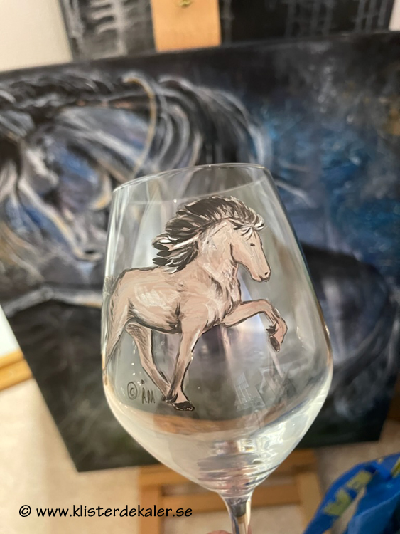 Redvine glass Art by Åsa Myrsten Icelandic horses. - 3