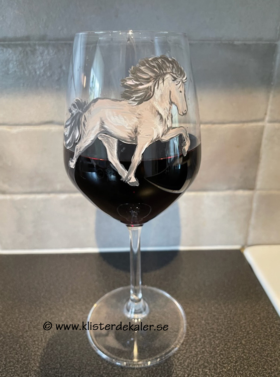 Redvine glass Art by Åsa Myrsten Icelandic horses. - 4