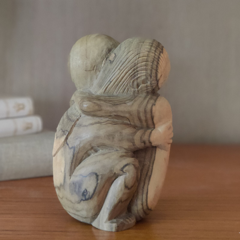 Figur Kärlek i trä - 2
