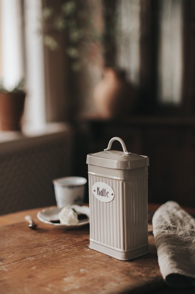 Tin with lid for coffee - Beige