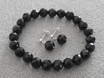 Set of bracelets and ear studs faceted black onyx 8mm, 925-silver
